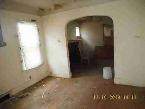 12090 Roselawn (57)_m.jpg